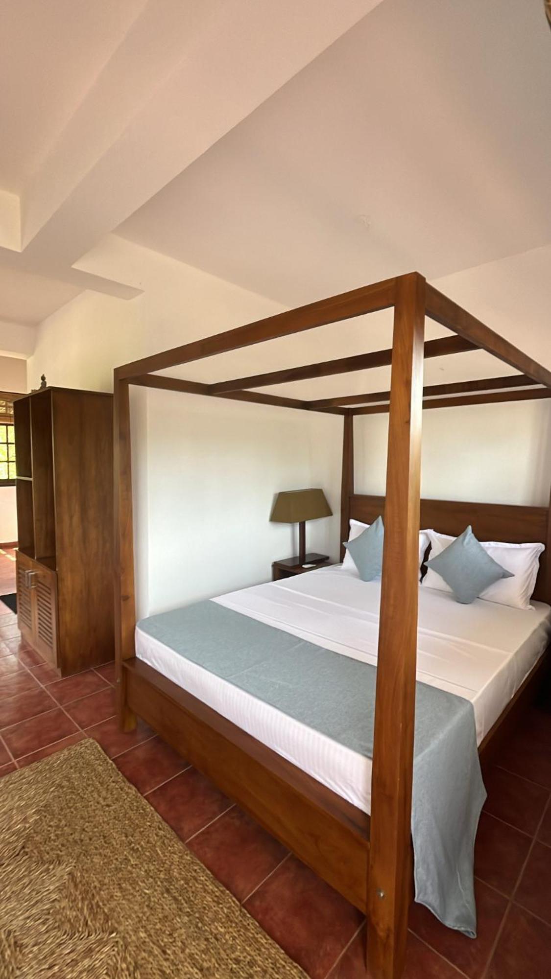 Beach Club Apartments Induruwa Exteriér fotografie