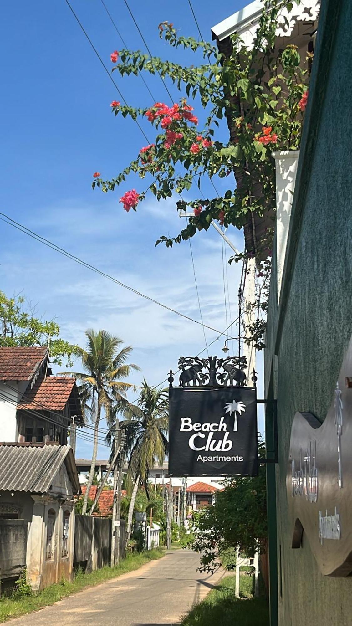 Beach Club Apartments Induruwa Exteriér fotografie