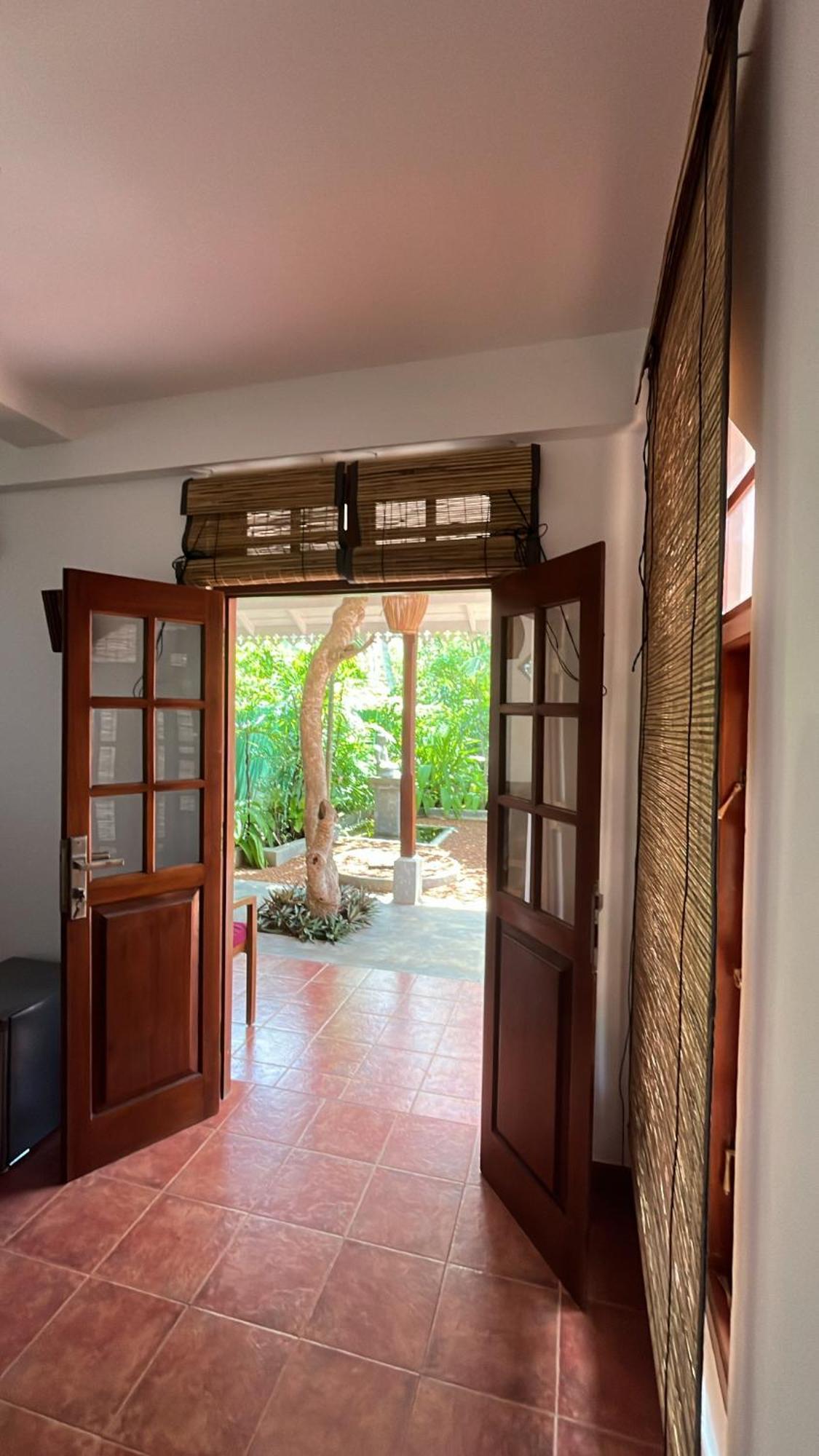 Beach Club Apartments Induruwa Exteriér fotografie