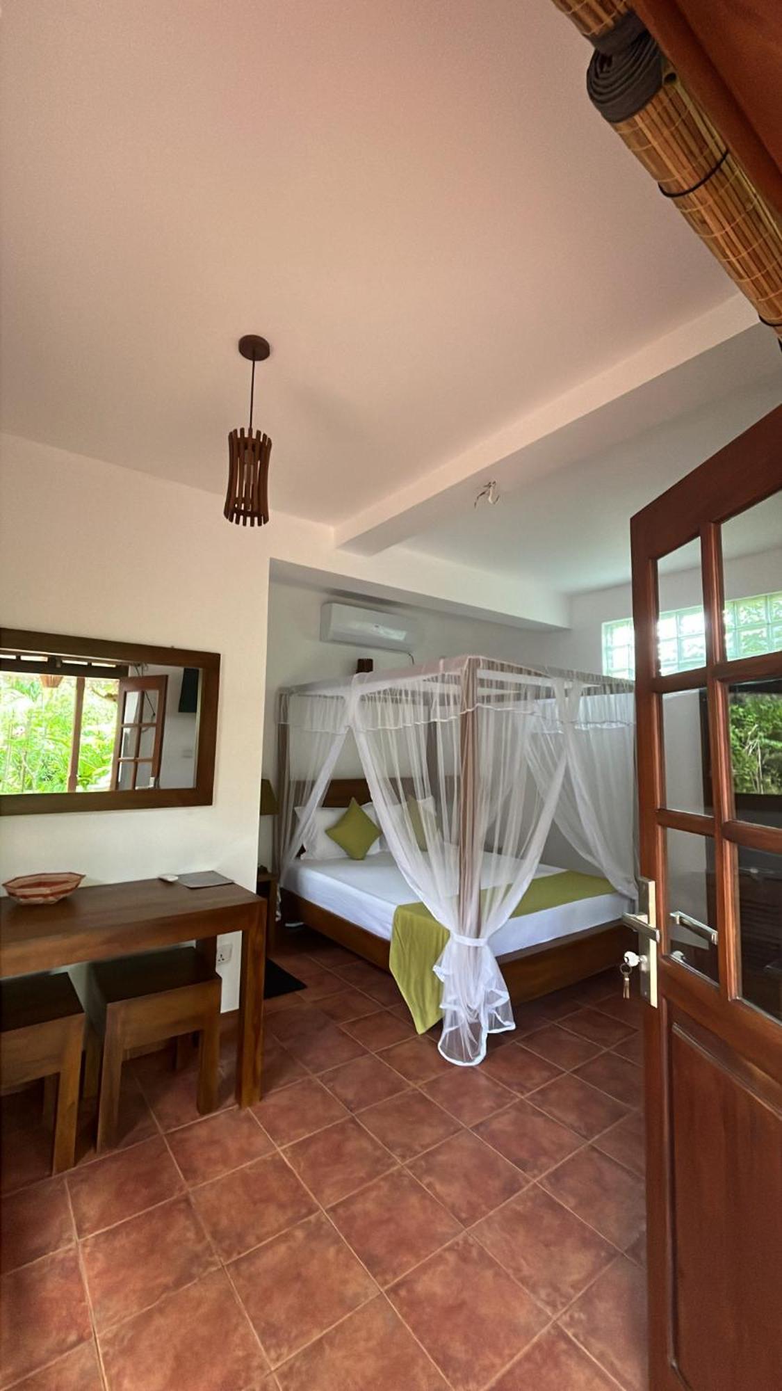 Beach Club Apartments Induruwa Exteriér fotografie